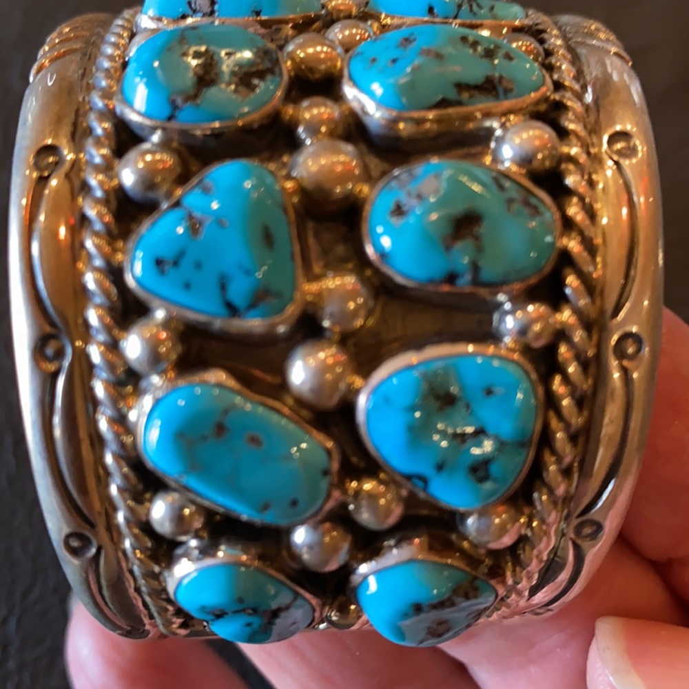 Navajo sterling silver Kingman turquoise bracelet - Picture 7 of 10